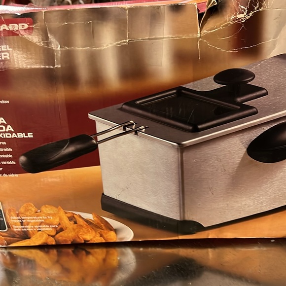 NEW DURABRAND STAINLESS STEEL DEEP FRYER ! - Picture 3 of 8
